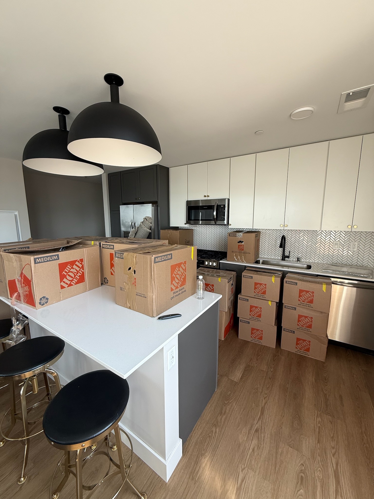 move-in-organization